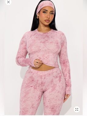 Fashion Nova Pink Tie-Dye Long Sleeve Crop Top